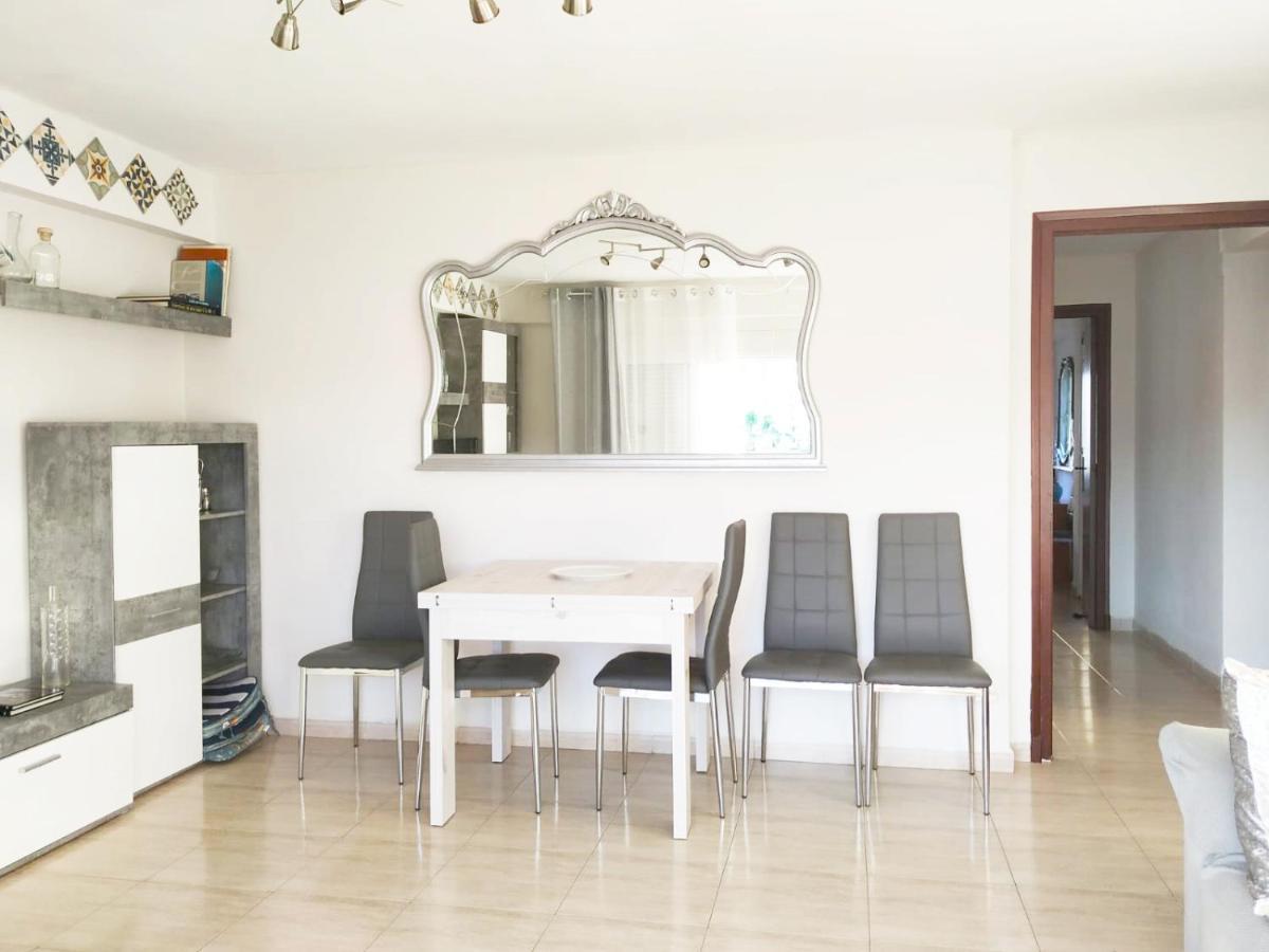 Apartsalou Hawai Apartment Bagian luar foto